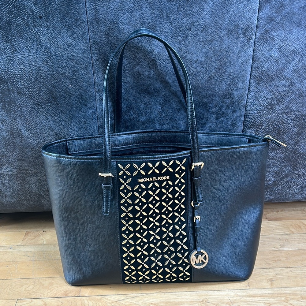 Michael Kors Black & Gold Shoulder Bag